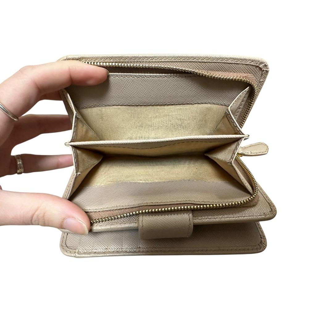 Portefeuille femme Prada - Taille unique - Cream - État : Excellent