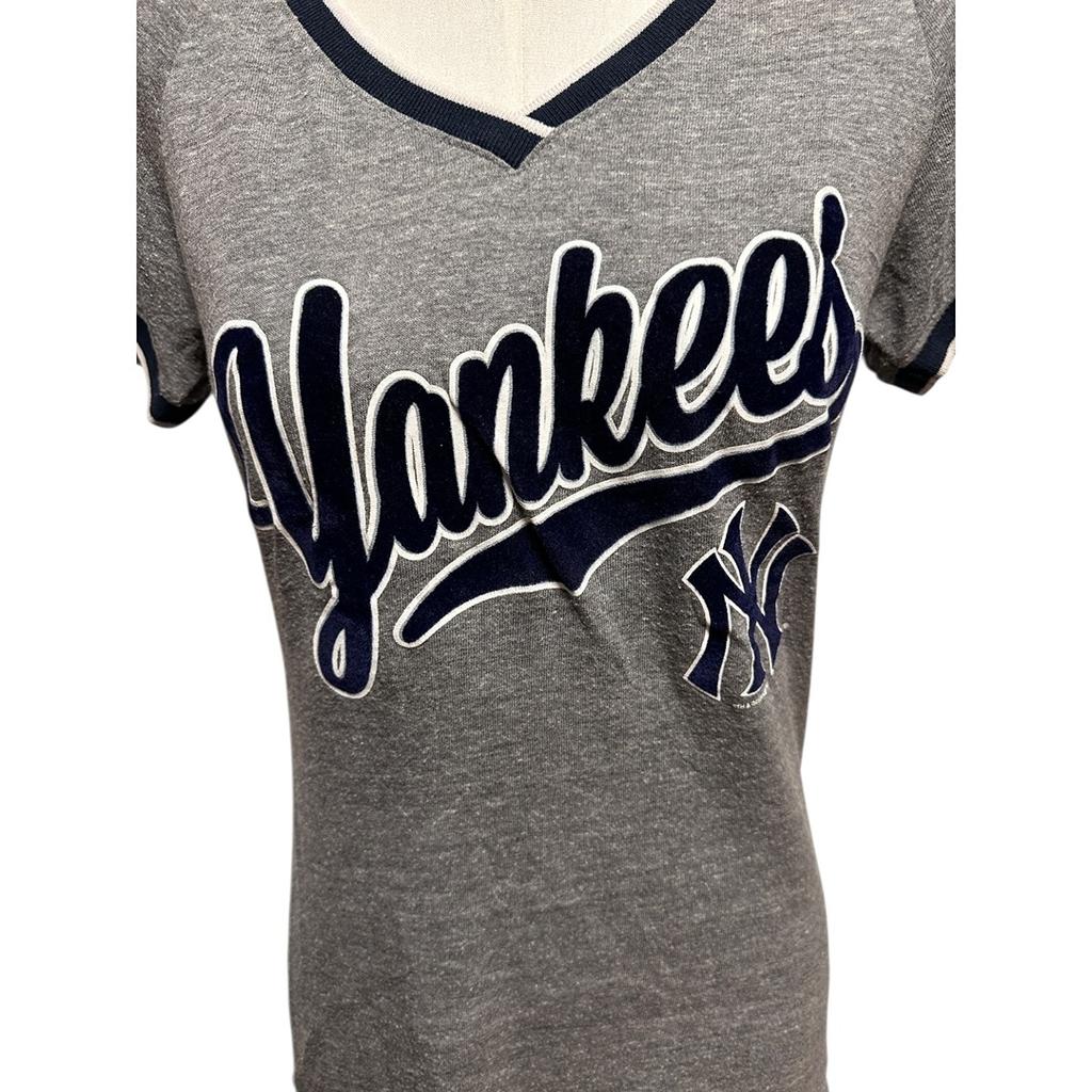 T-shirt 5th & Ocean - M - Gris - État : Excellent