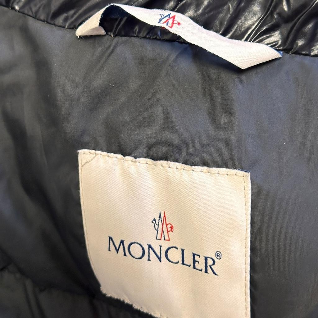 Doudoune Moncler - S - Noir - État : Excellent