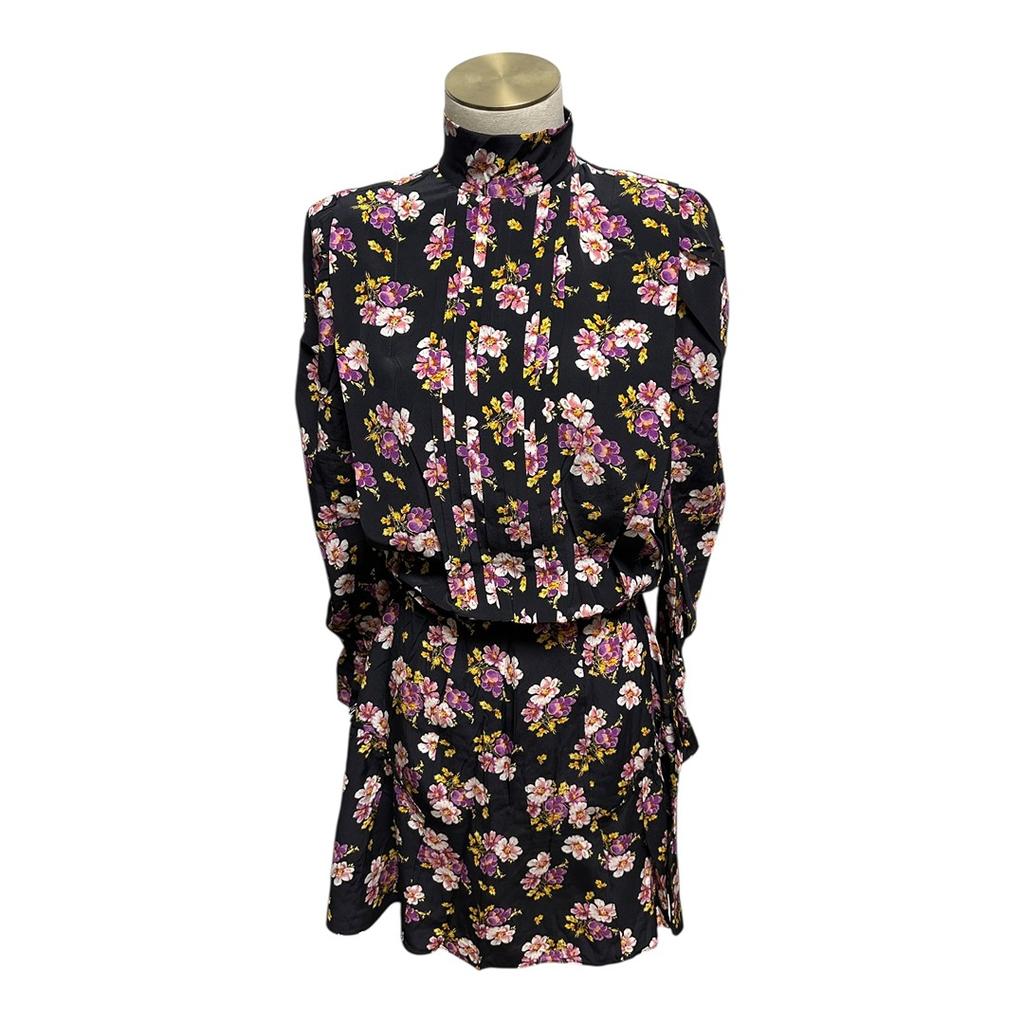 Robe courte noire à fleurs manches longues