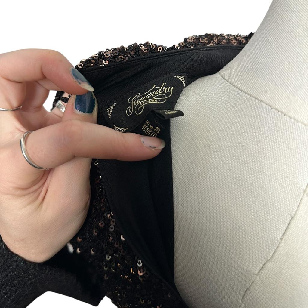 Crop Top Superdry - S - Noir - État : Excellent